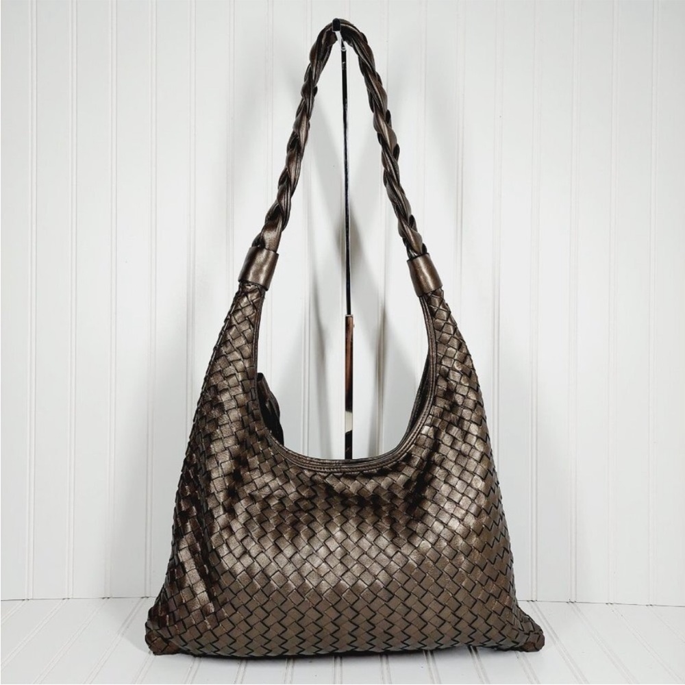 NWT Handbag Leather With Tassel Zipper Closure And Braided Strap in Bronze